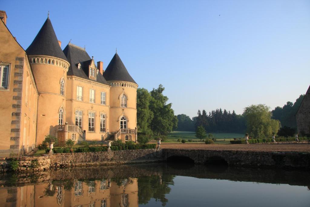 Chateau De Vauloge Ferce-sur-Sarthe Exterior photo