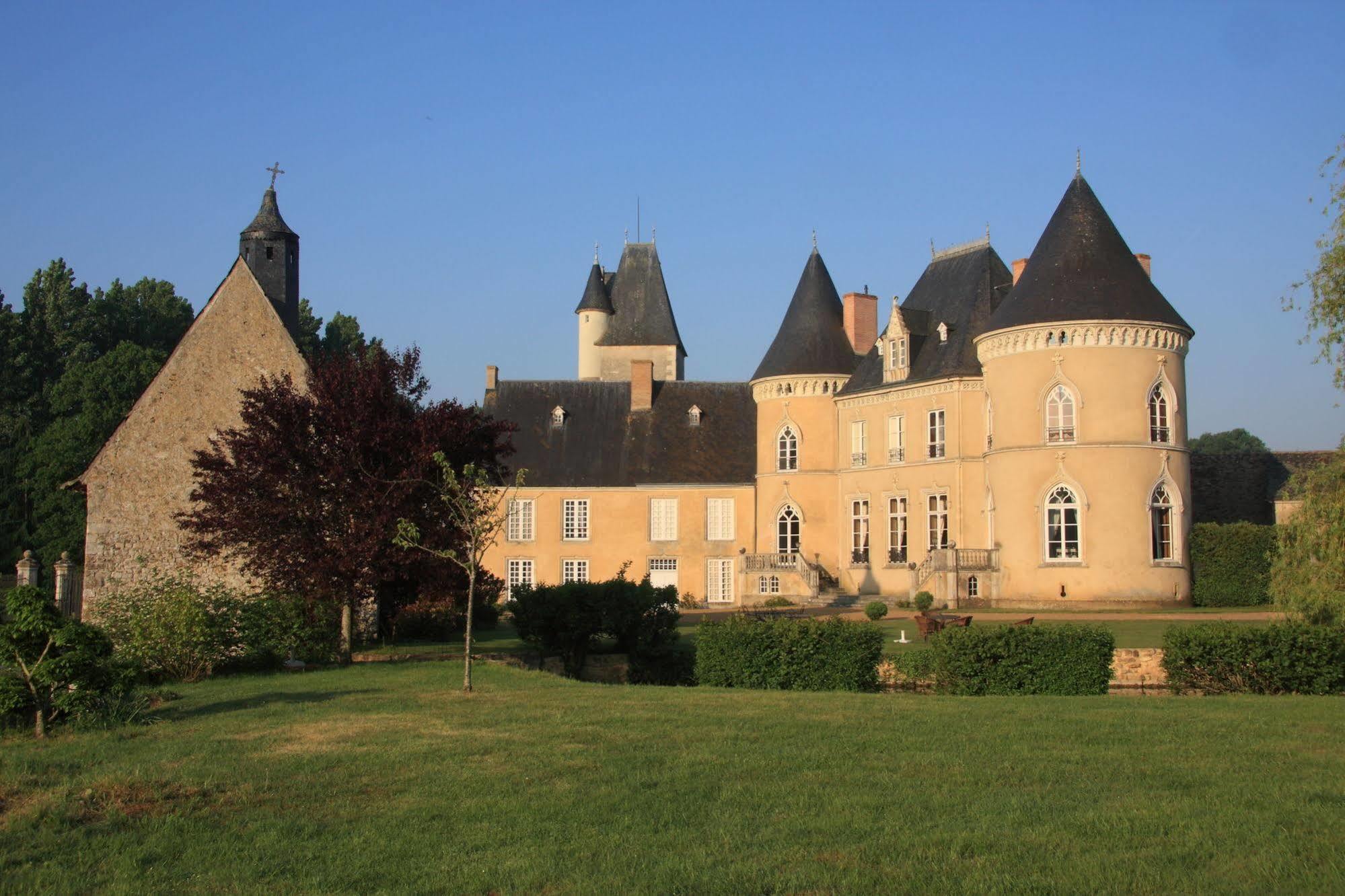 Chateau De Vauloge Ferce-sur-Sarthe Exterior photo
